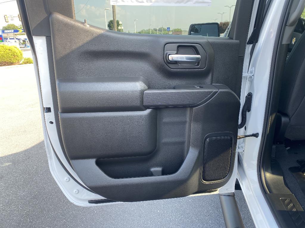 new 2025 Chevrolet Silverado 1500 car, priced at $43,977