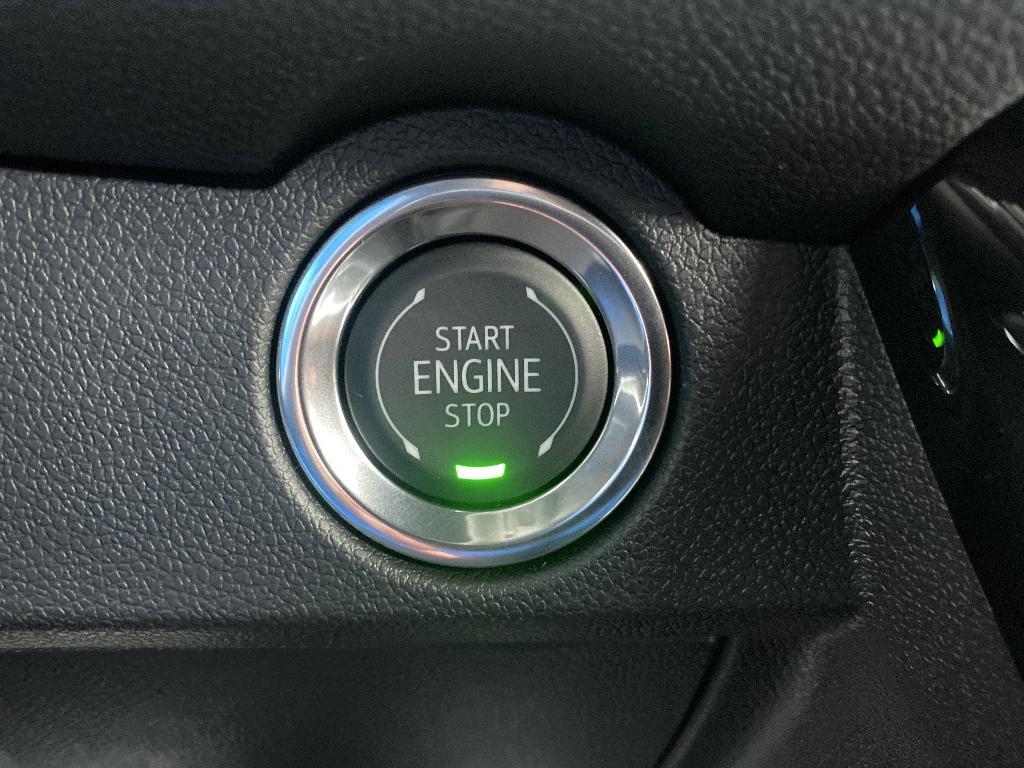 new 2026 Chevrolet Traverse car, priced at $42,977