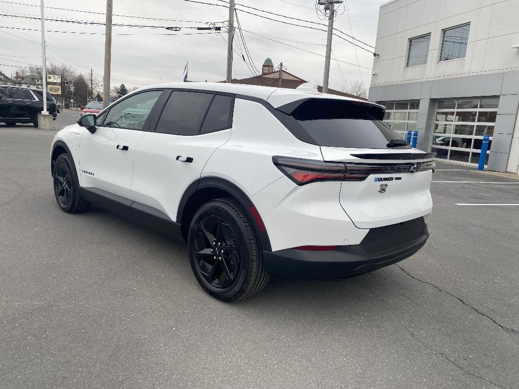 new 2026 Chevrolet Equinox EV car, priced at $35,977