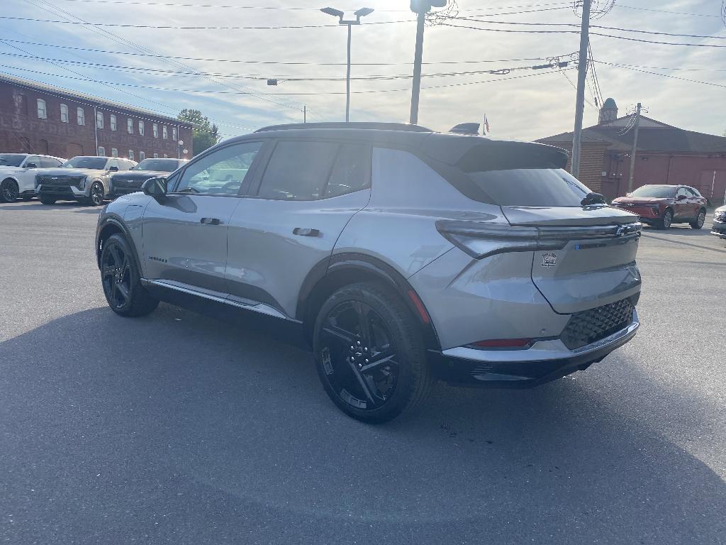 new 2025 Chevrolet Equinox EV car, priced at $44,727