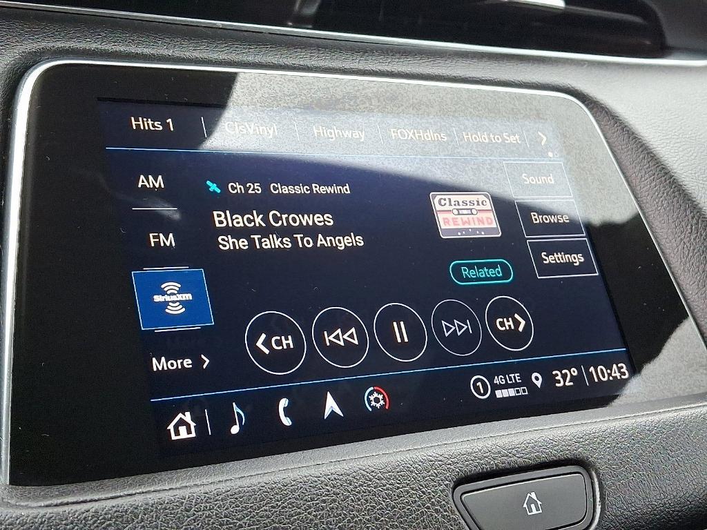 used 2022 Cadillac XT4 car