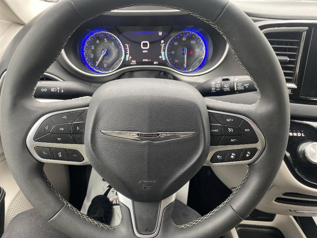 used 2024 Chrysler Pacifica car, priced at $34,977