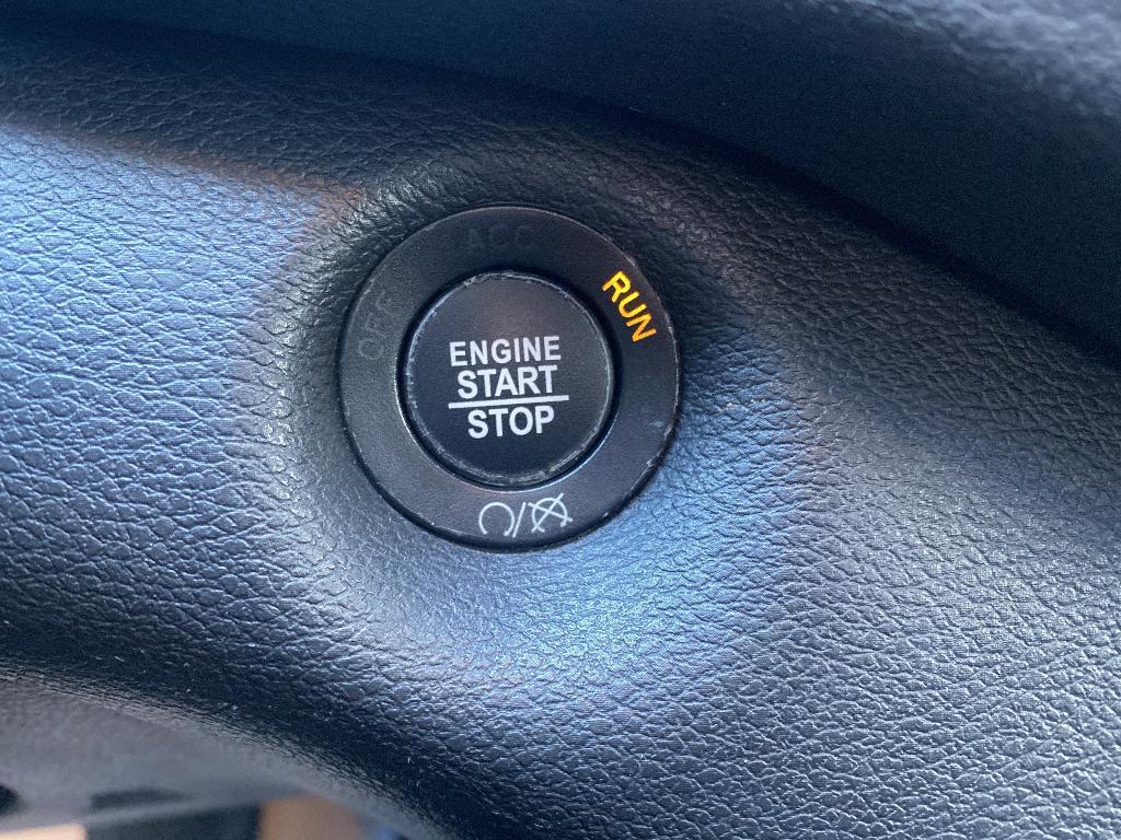 used 2019 Jeep Cherokee car, priced at $18,977