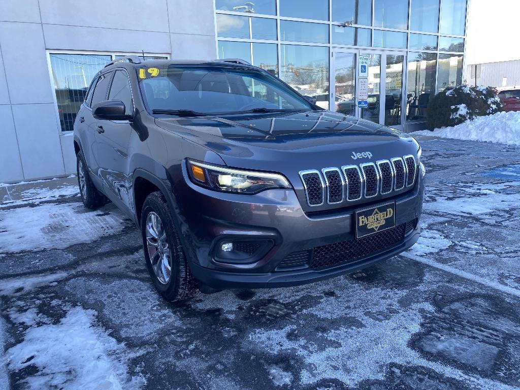 used 2019 Jeep Cherokee car, priced at $18,977