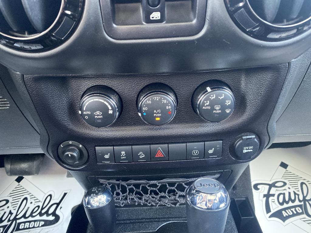 used 2015 Jeep Wrangler Unlimited car, priced at $22,467