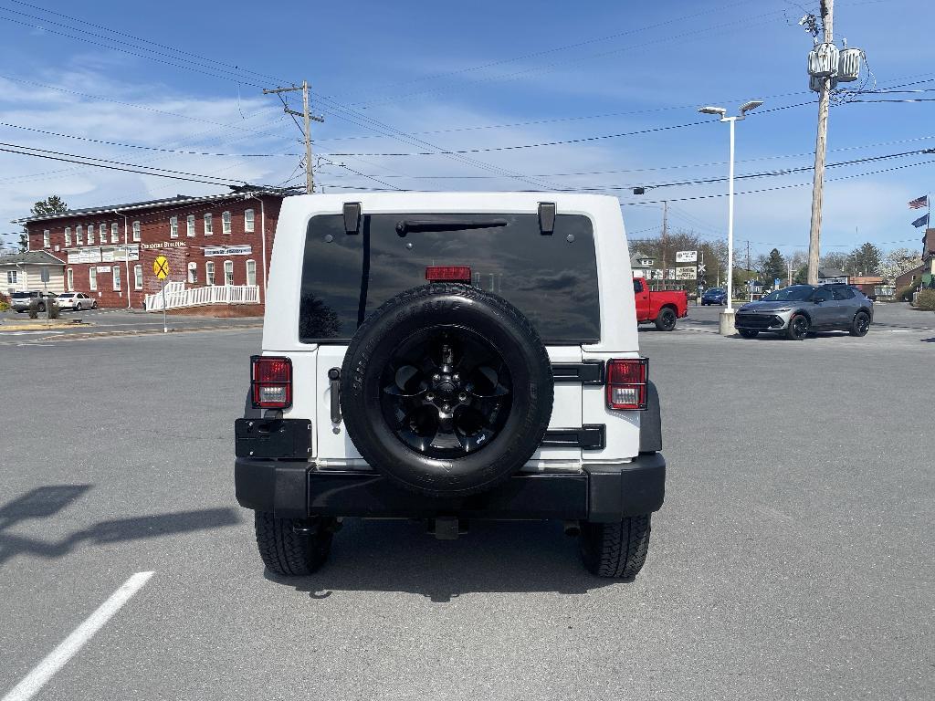used 2015 Jeep Wrangler Unlimited car, priced at $22,467