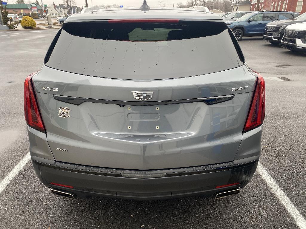 used 2022 Cadillac XT5 car, priced at $29,277