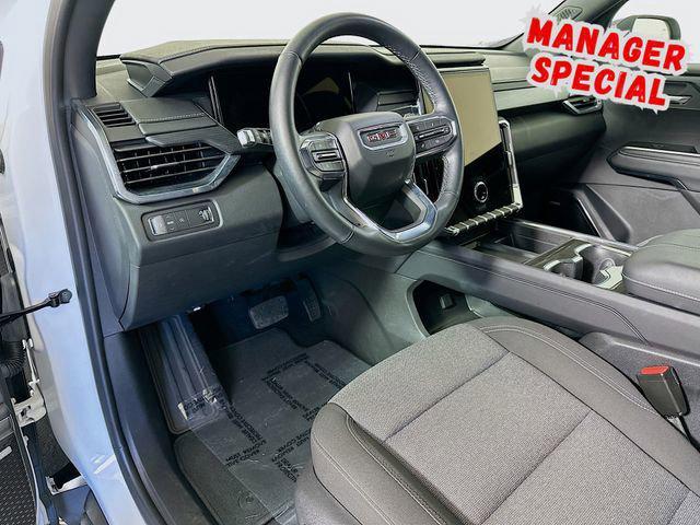 used 2025 GMC Acadia car, priced at $32,999