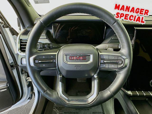 used 2025 GMC Acadia car, priced at $32,999