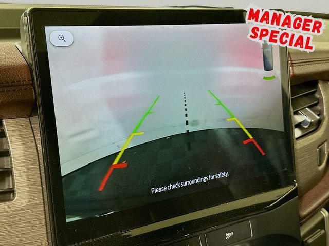 used 2024 Ford Expedition car, priced at $39,197