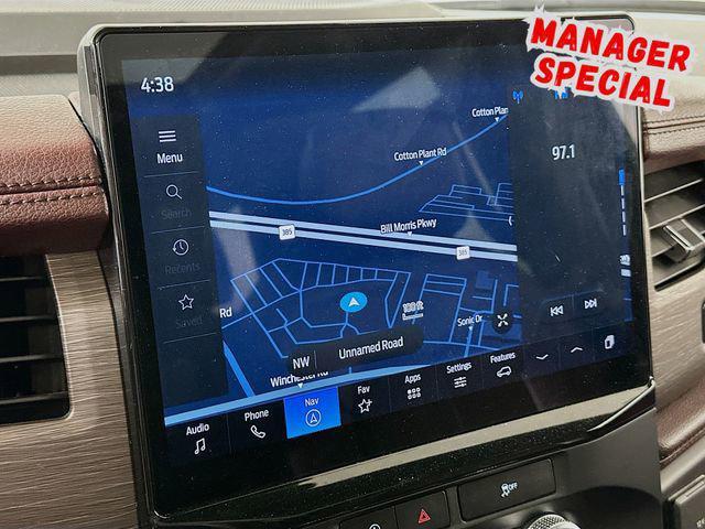 used 2024 Ford Expedition car, priced at $39,197