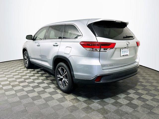 used 2019 Toyota Highlander car, priced at $16,457