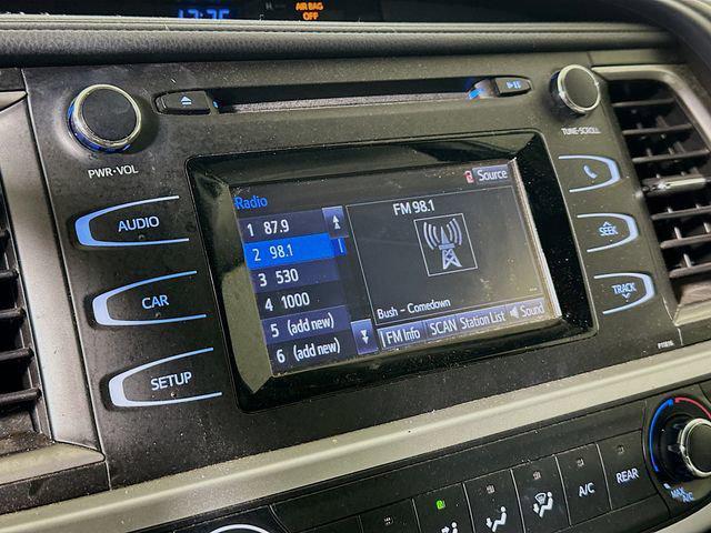 used 2019 Toyota Highlander car, priced at $16,457