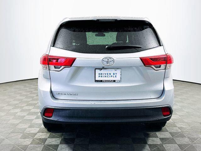 used 2019 Toyota Highlander car, priced at $16,457