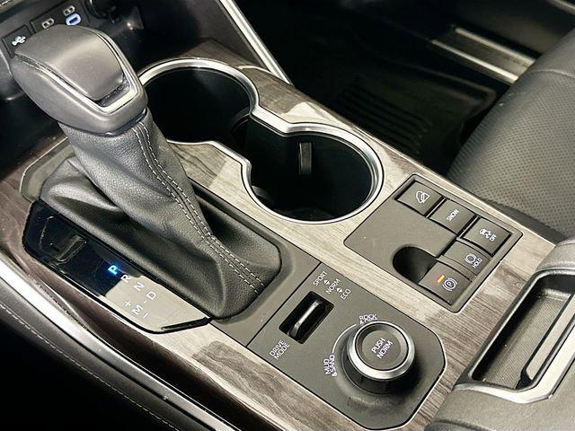 used 2024 Toyota Highlander car, priced at $43,563