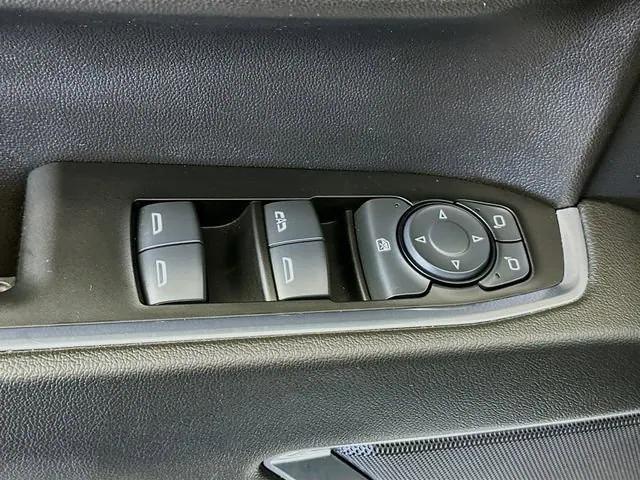 used 2025 Chevrolet Silverado 1500 car, priced at $34,748