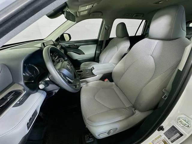 used 2023 Toyota Highlander car, priced at $31,456