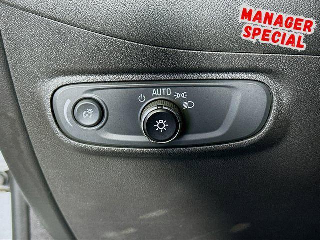 used 2022 Chevrolet Equinox car, priced at $19,617