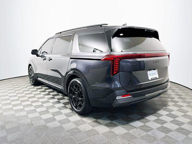 used 2025 Kia Carnival Hybrid car, priced at $45,189