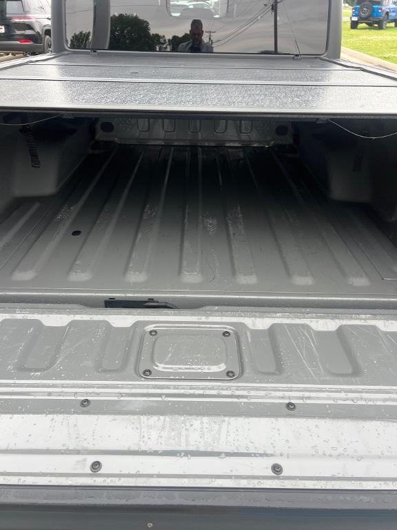 used 2022 Jeep Gladiator car, priced at $33,156
