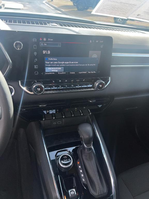 used 2025 GMC Canyon car, priced at $42,295