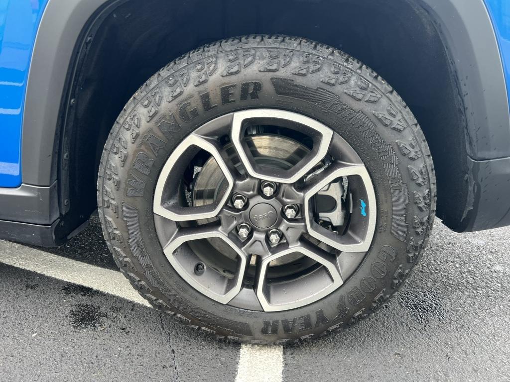 used 2022 Jeep Grand Cherokee 4xe car, priced at $30,999