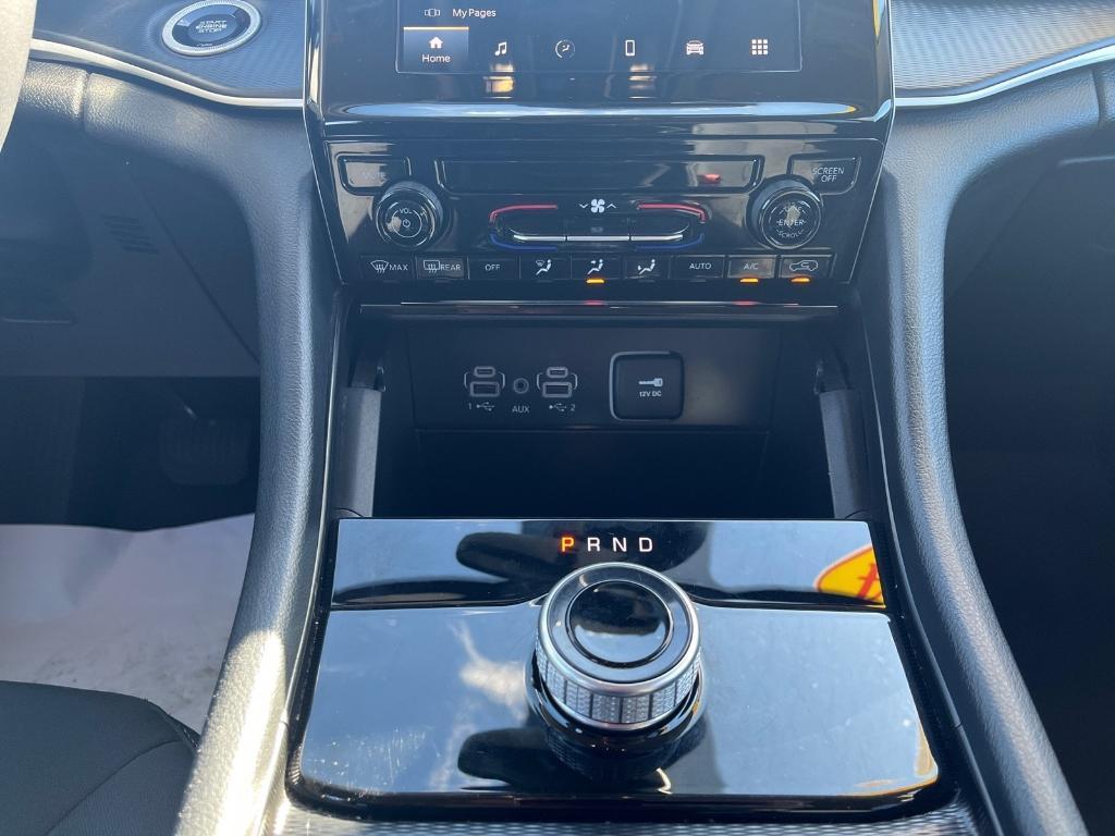 used 2024 Jeep Grand Cherokee car, priced at $30,018