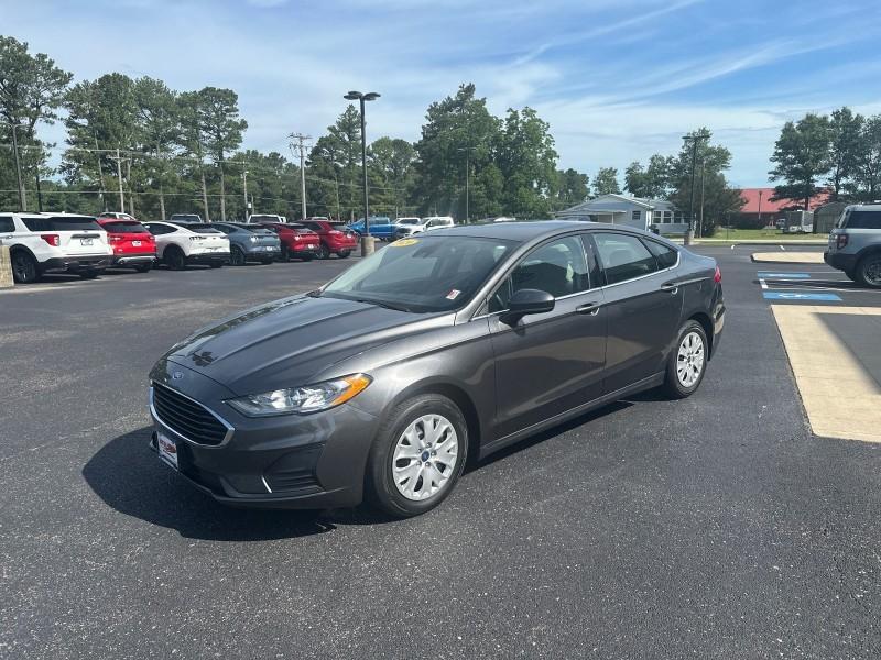 used 2020 Ford Fusion car, priced at $18,117