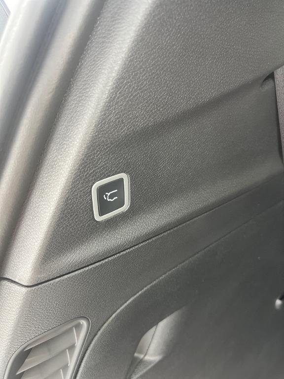 new 2026 Chrysler Pacifica car, priced at $46,533