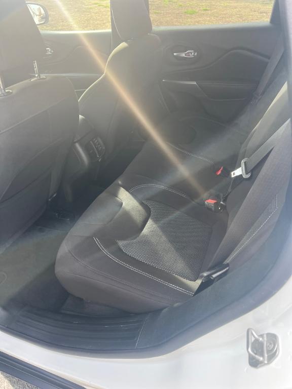 used 2020 Jeep Cherokee car, priced at $20,999