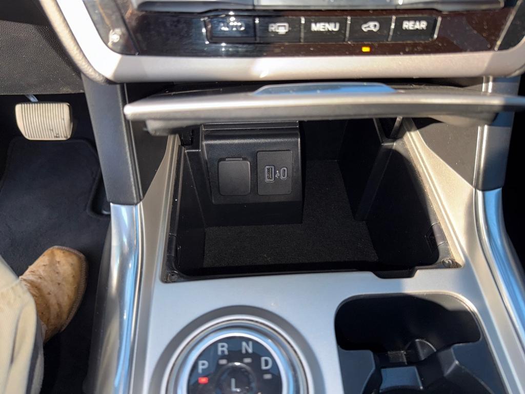 used 2023 Ford Explorer car, priced at $28,519