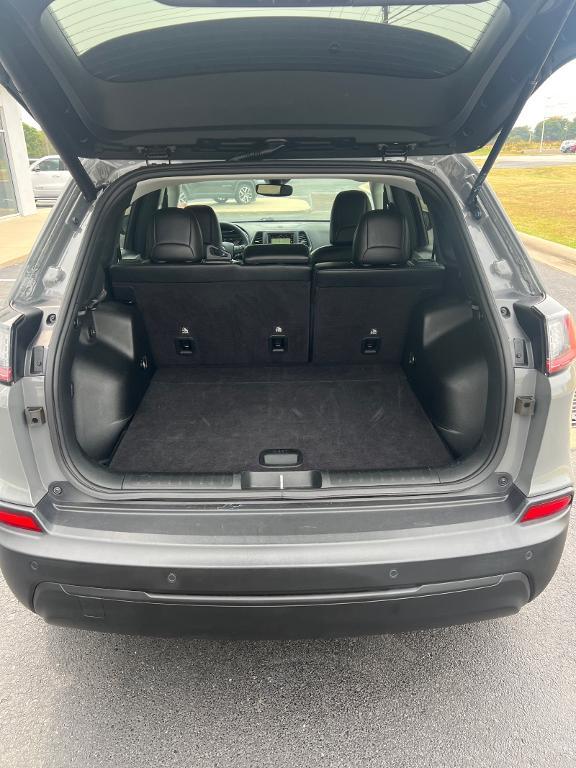 used 2023 Jeep Cherokee car, priced at $23,500