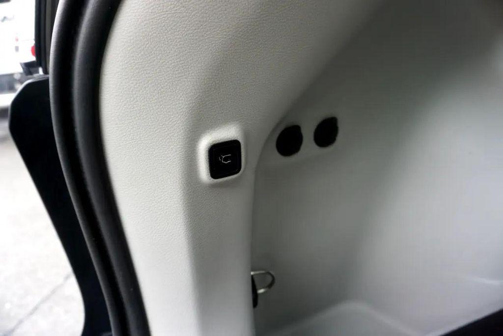 used 2019 Jeep Cherokee car, priced at $13,600