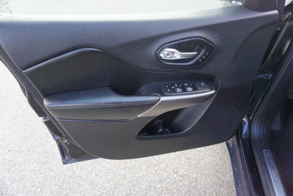 used 2019 Jeep Cherokee car, priced at $12,990