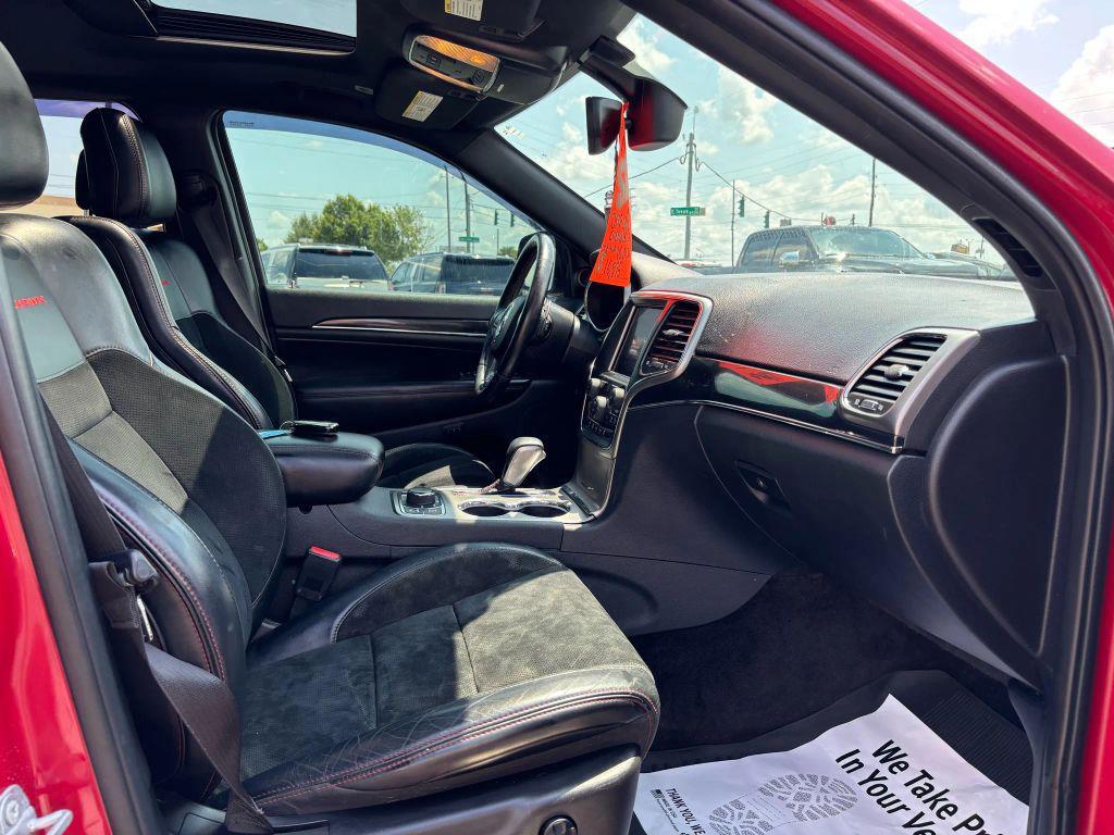 used 2017 Jeep Grand Cherokee car, priced at $15,995