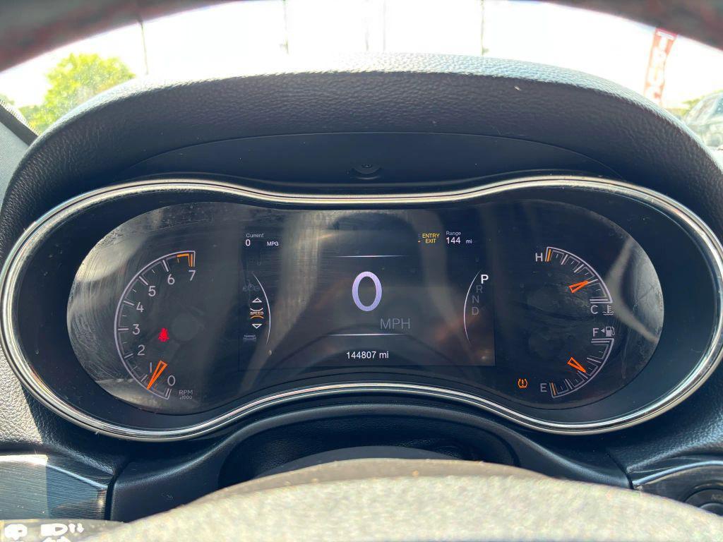 used 2017 Jeep Grand Cherokee car, priced at $15,995