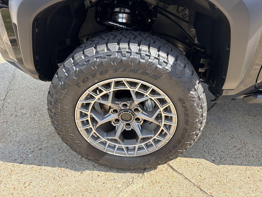 new 2025 Toyota 4Runner car, priced at $59,682