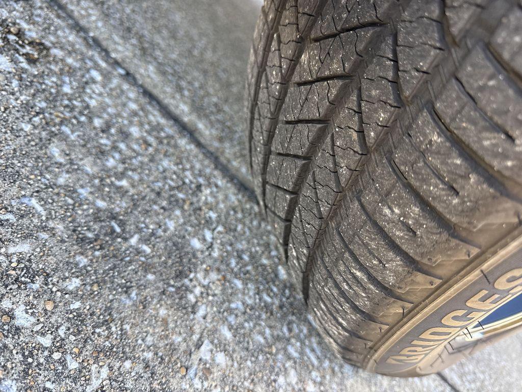 used 2020 Volvo XC60 car, priced at $25,989