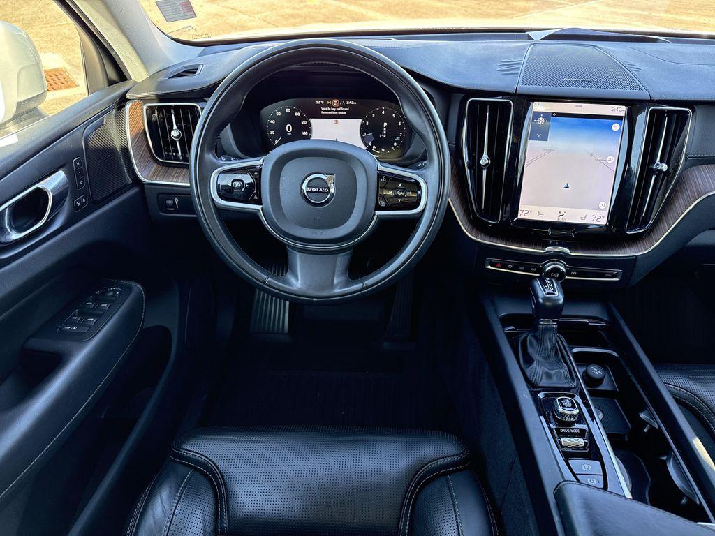 used 2020 Volvo XC60 car, priced at $25,989