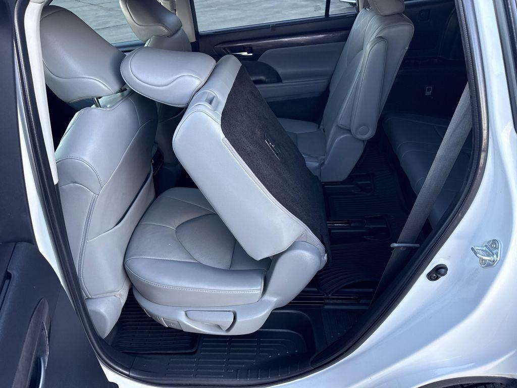 used 2021 Toyota Highlander car, priced at $29,657