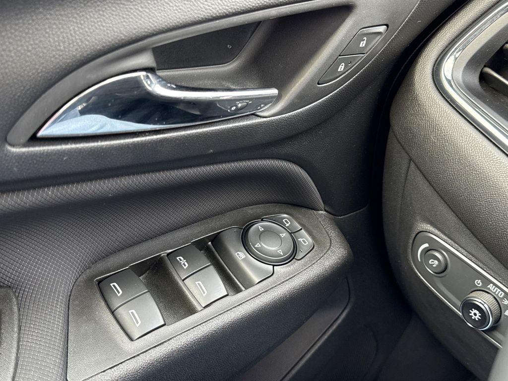 used 2024 Chevrolet Equinox car, priced at $23,382