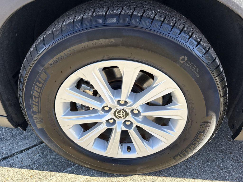 used 2024 Toyota Grand Highlander car, priced at $44,687