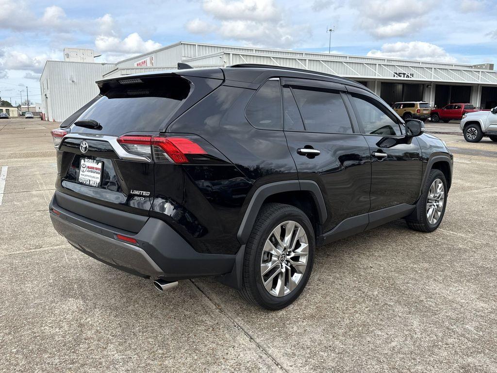 used 2020 Toyota RAV4 car, priced at $31,987