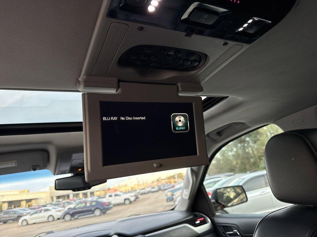 used 2015 Chevrolet Suburban car, priced at $15,999