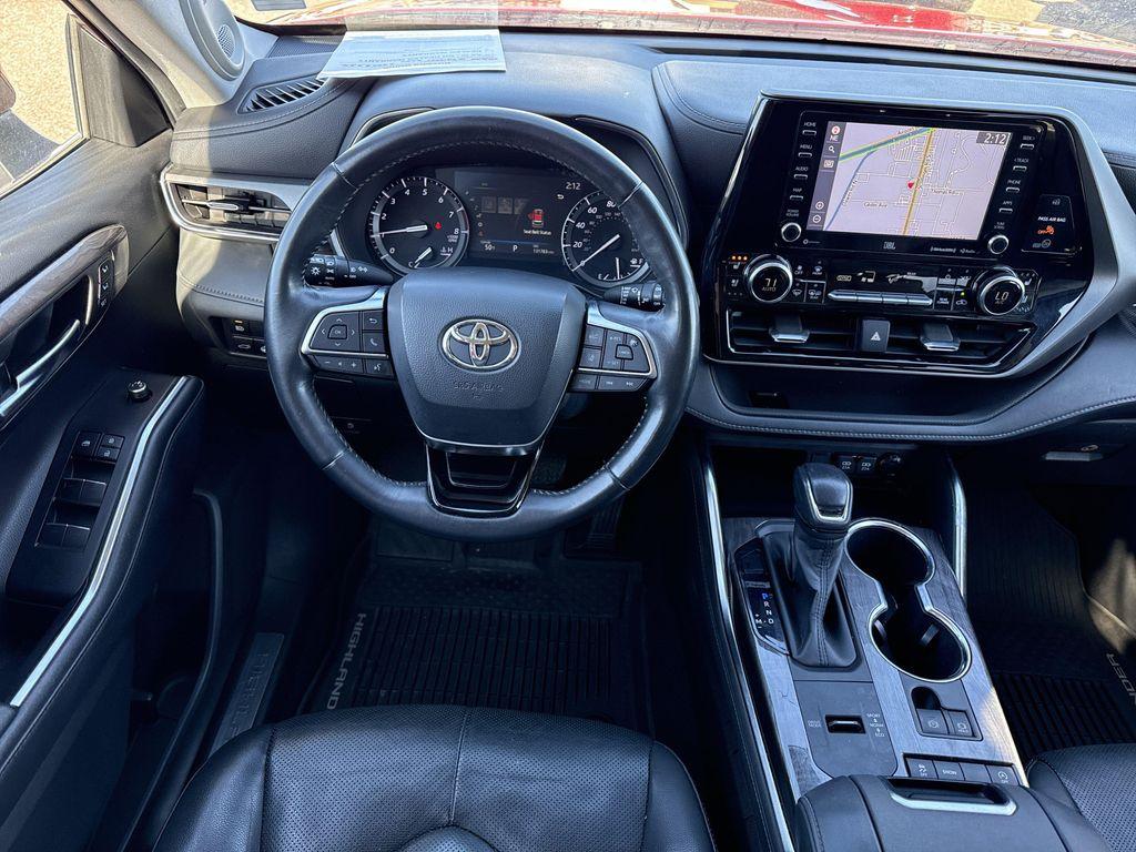 used 2020 Toyota Highlander car, priced at $23,908