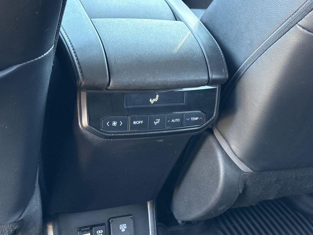 used 2020 Toyota Highlander car, priced at $23,908