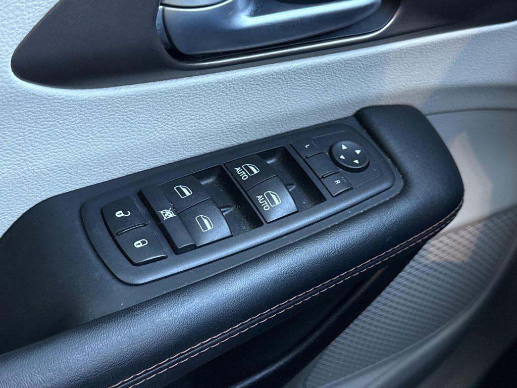 used 2017 Chrysler Pacifica car, priced at $9,997