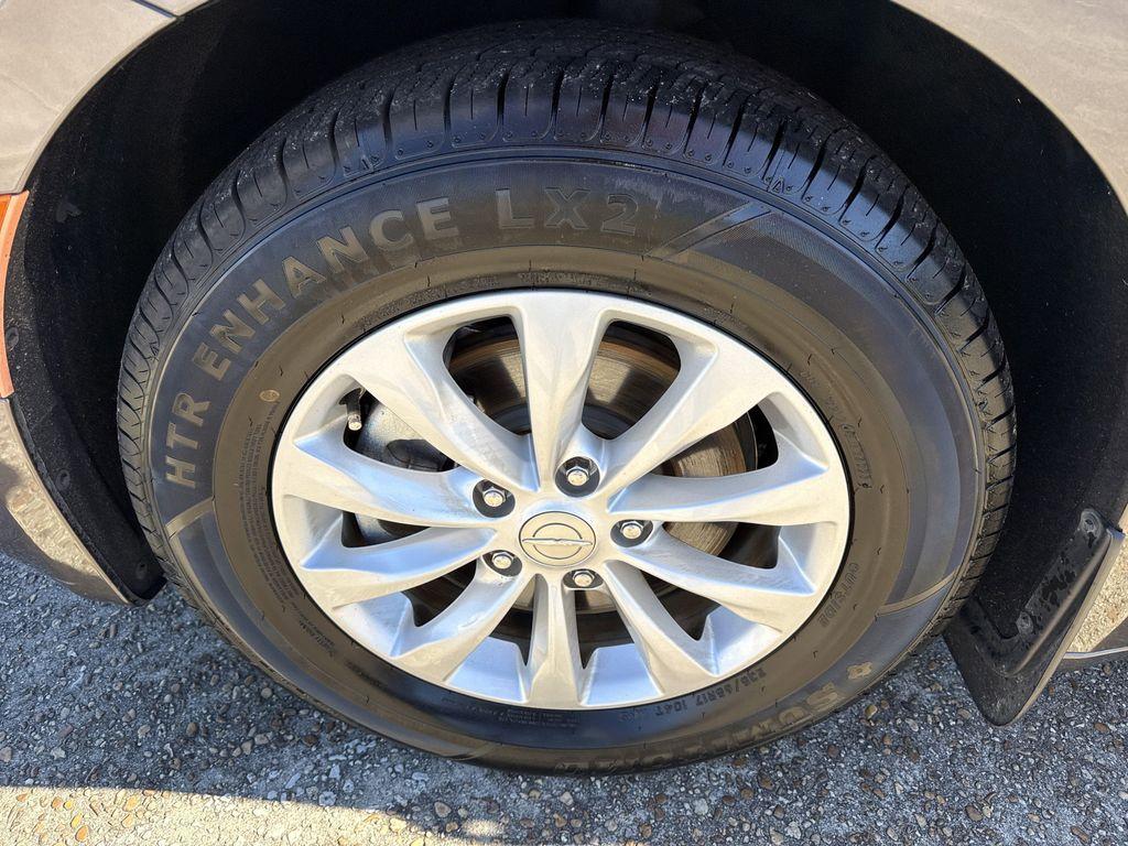 used 2017 Chrysler Pacifica car, priced at $9,997