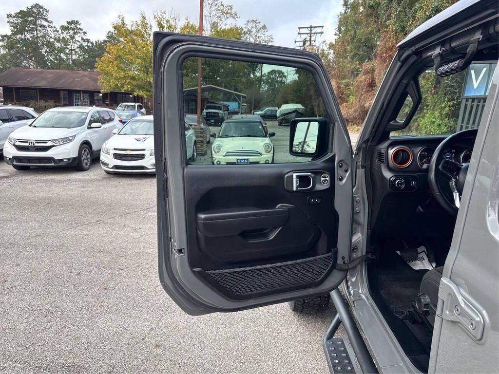 used 2023 Jeep Gladiator car