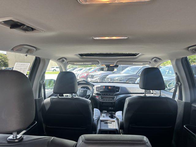 used 2022 Honda Pilot car, priced at $32,570